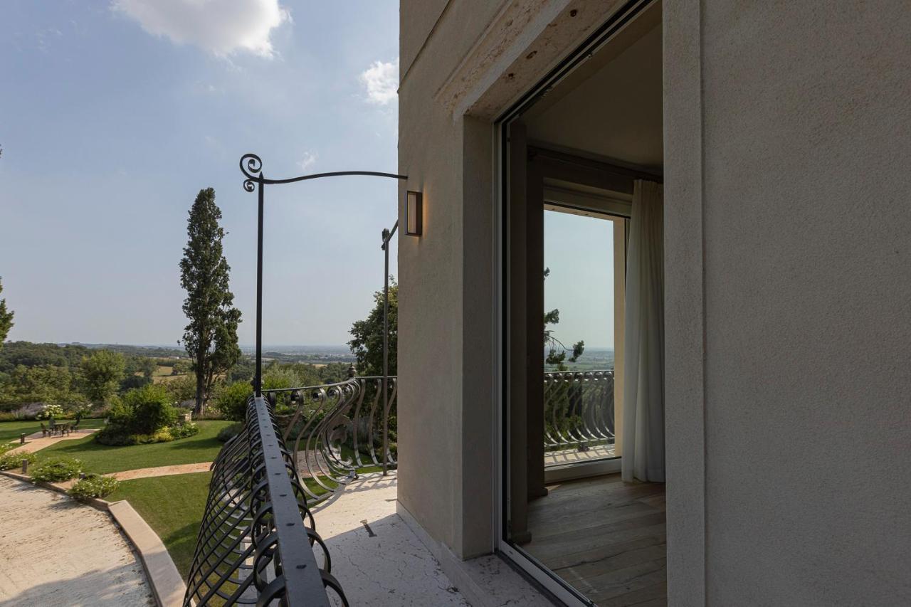 Eremus Relais Aparthotel Lonato Exterior photo